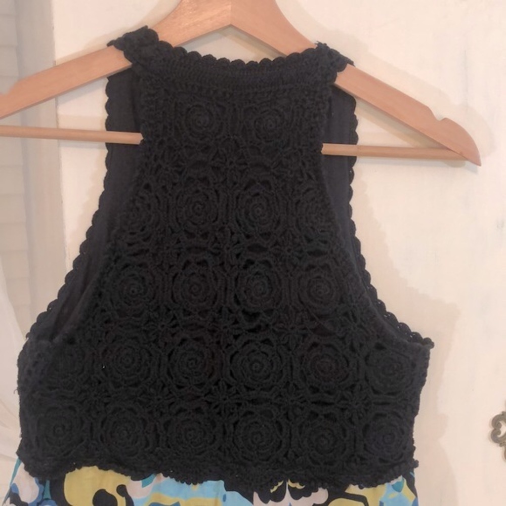 Crocheted Racerback Paisley Print Tank - Picture 7 of 12